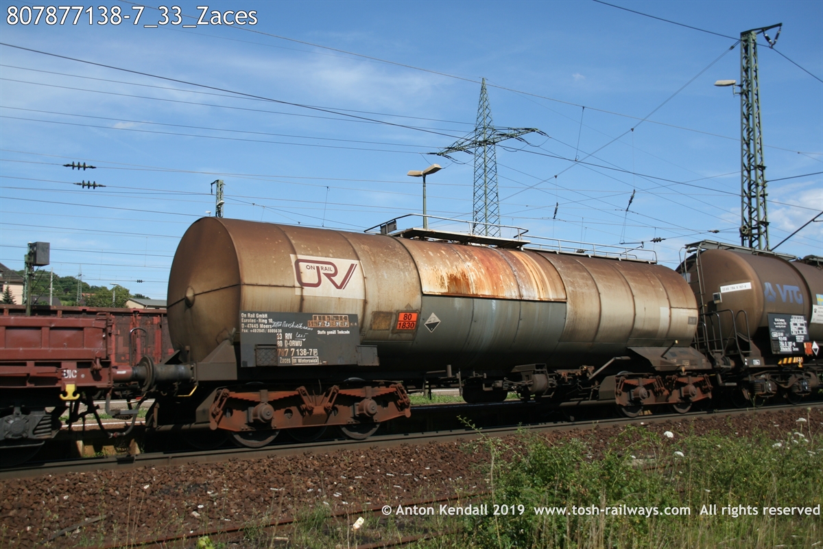 807877138-7_33_Zaces.JPG